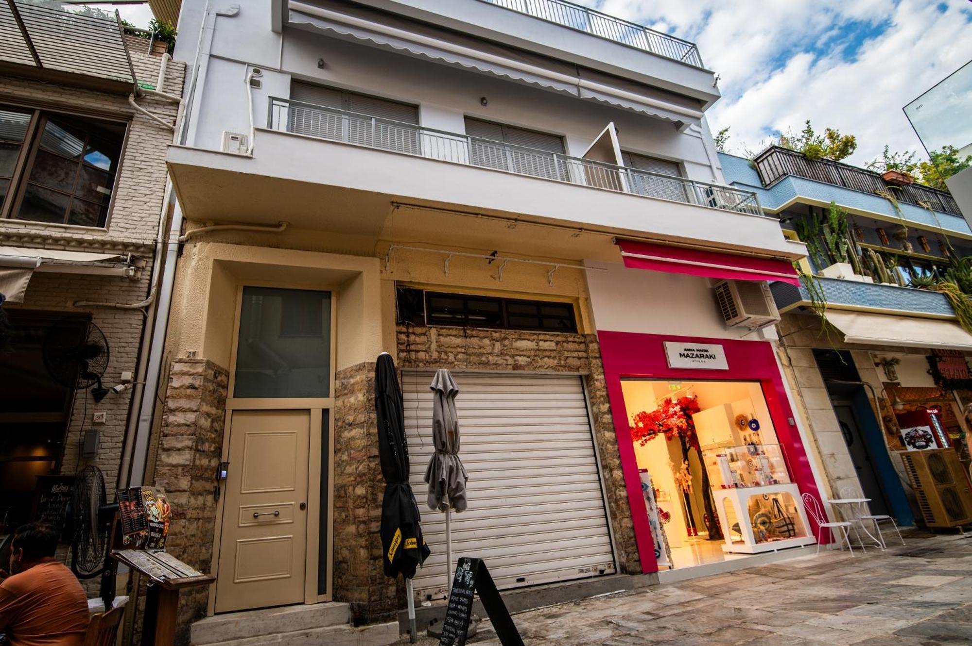 Plaka Rafaela Elegant Urban Retreat In Athens Historic Heart Apartment Bagian luar foto